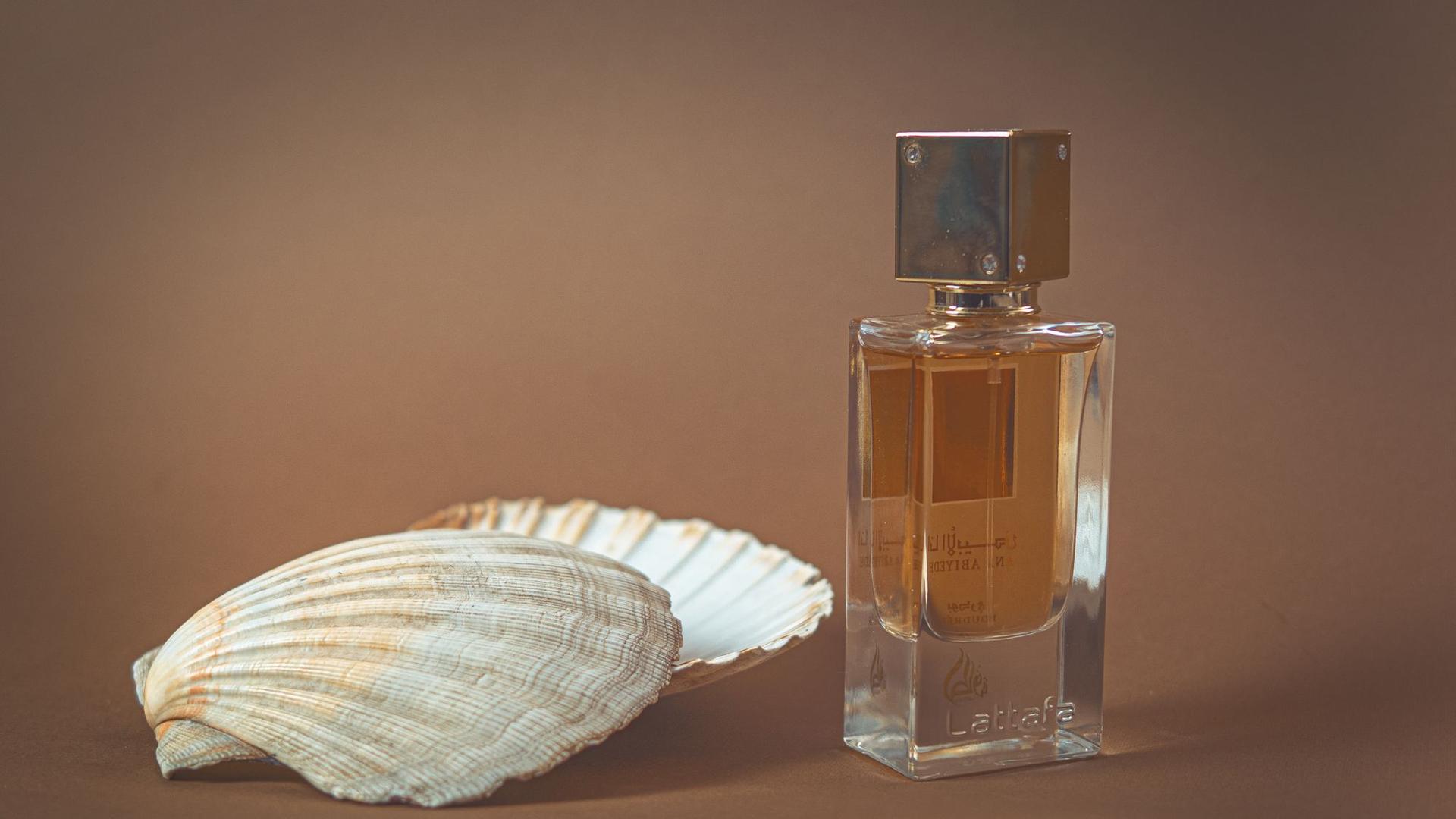 How to Wear Perfume in the Mombasa Heat